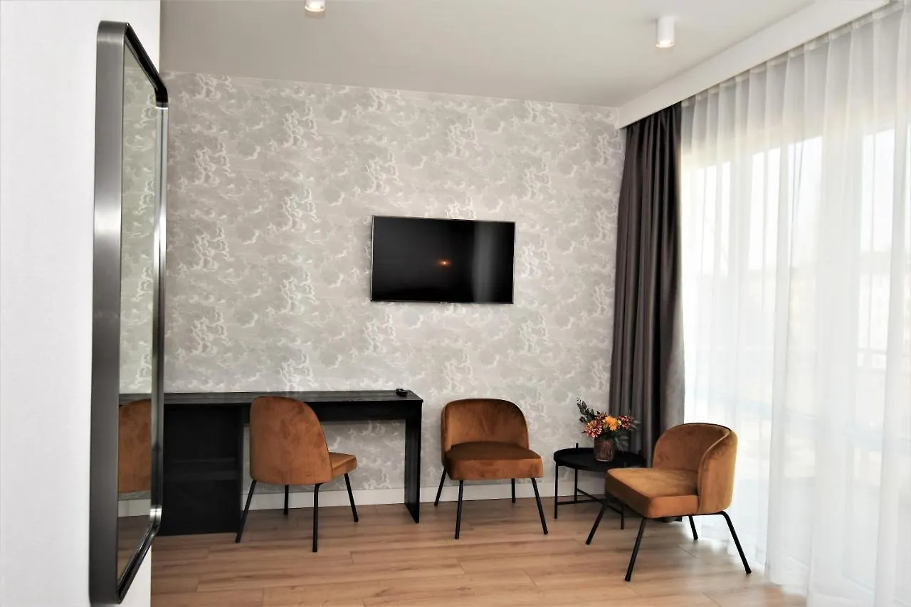 Patio Riverfront Aparthotel Gdansk